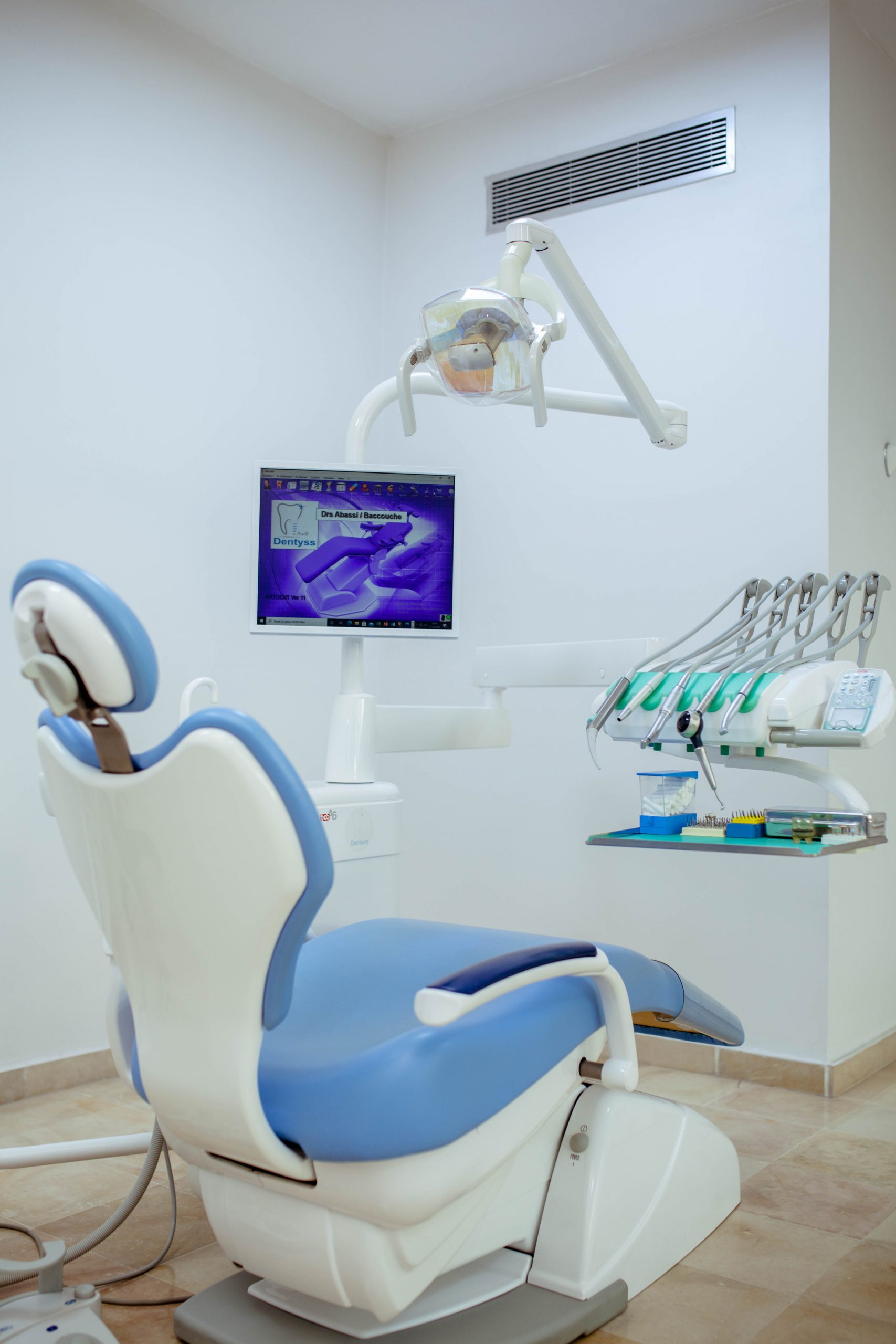 //dentyss.com/wp-content/uploads/2021/01/acc-scaled.jpg